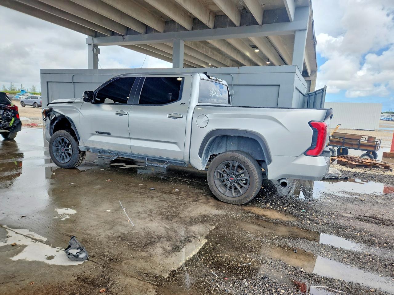 Toyota Tundra Sr5
