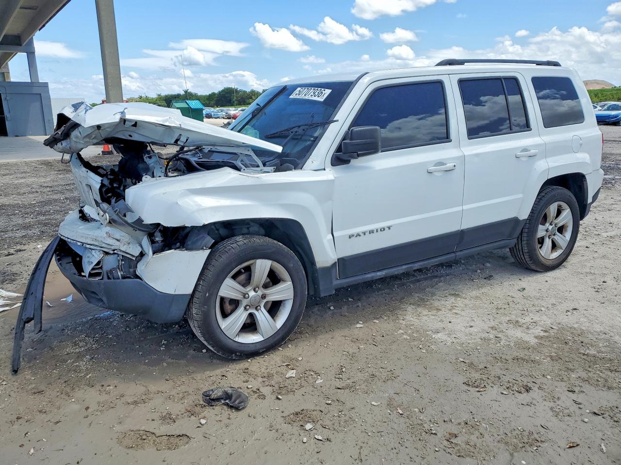 Salvage Jeep Patriot Image