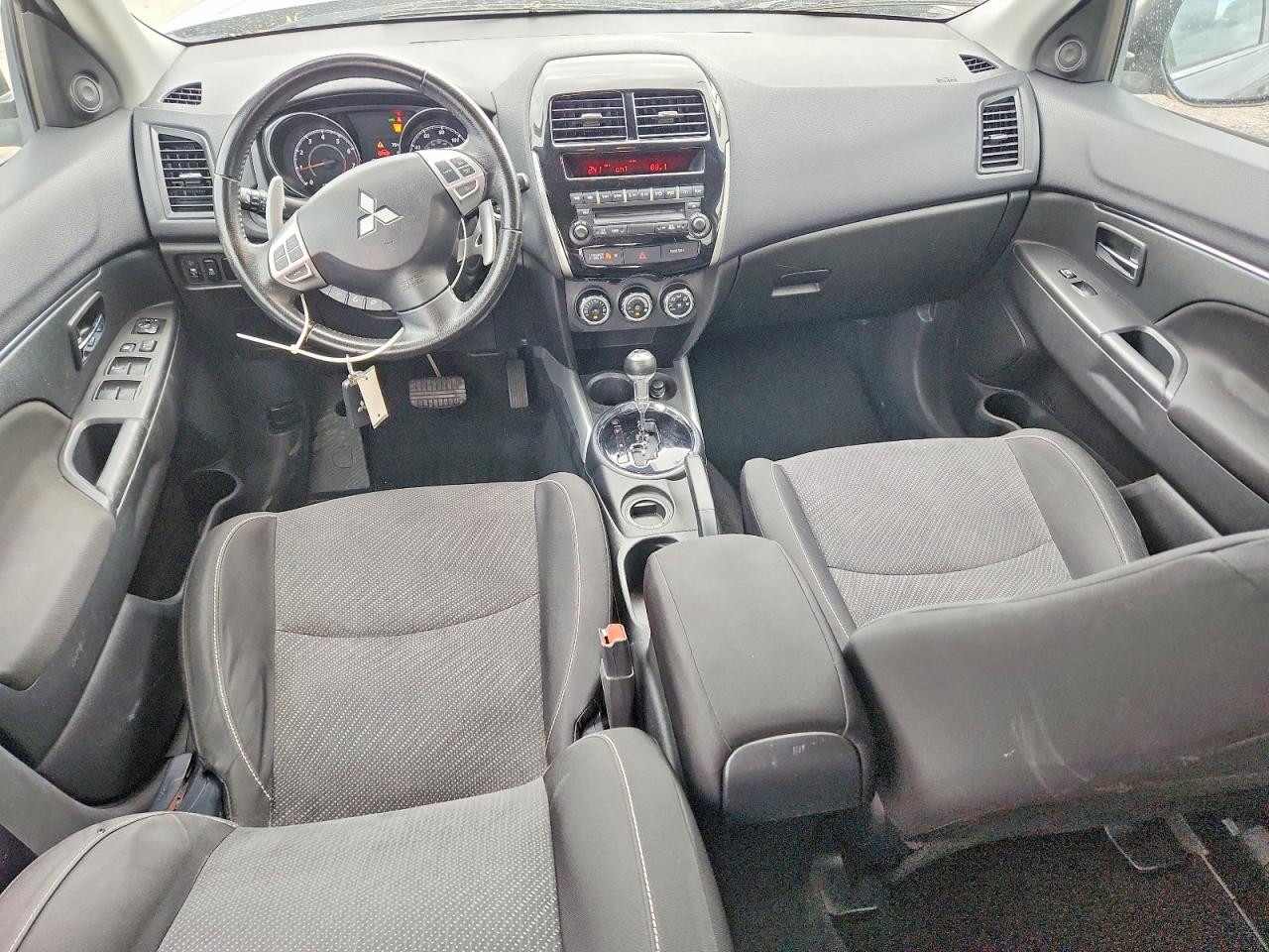 Mitsubishi Outlander Se