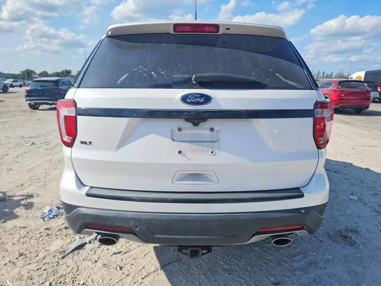 Ford Explorer Xlt