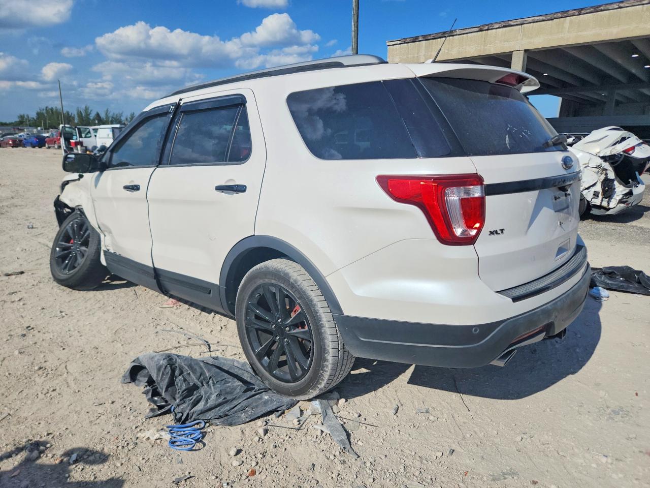 Ford Explorer Xlt