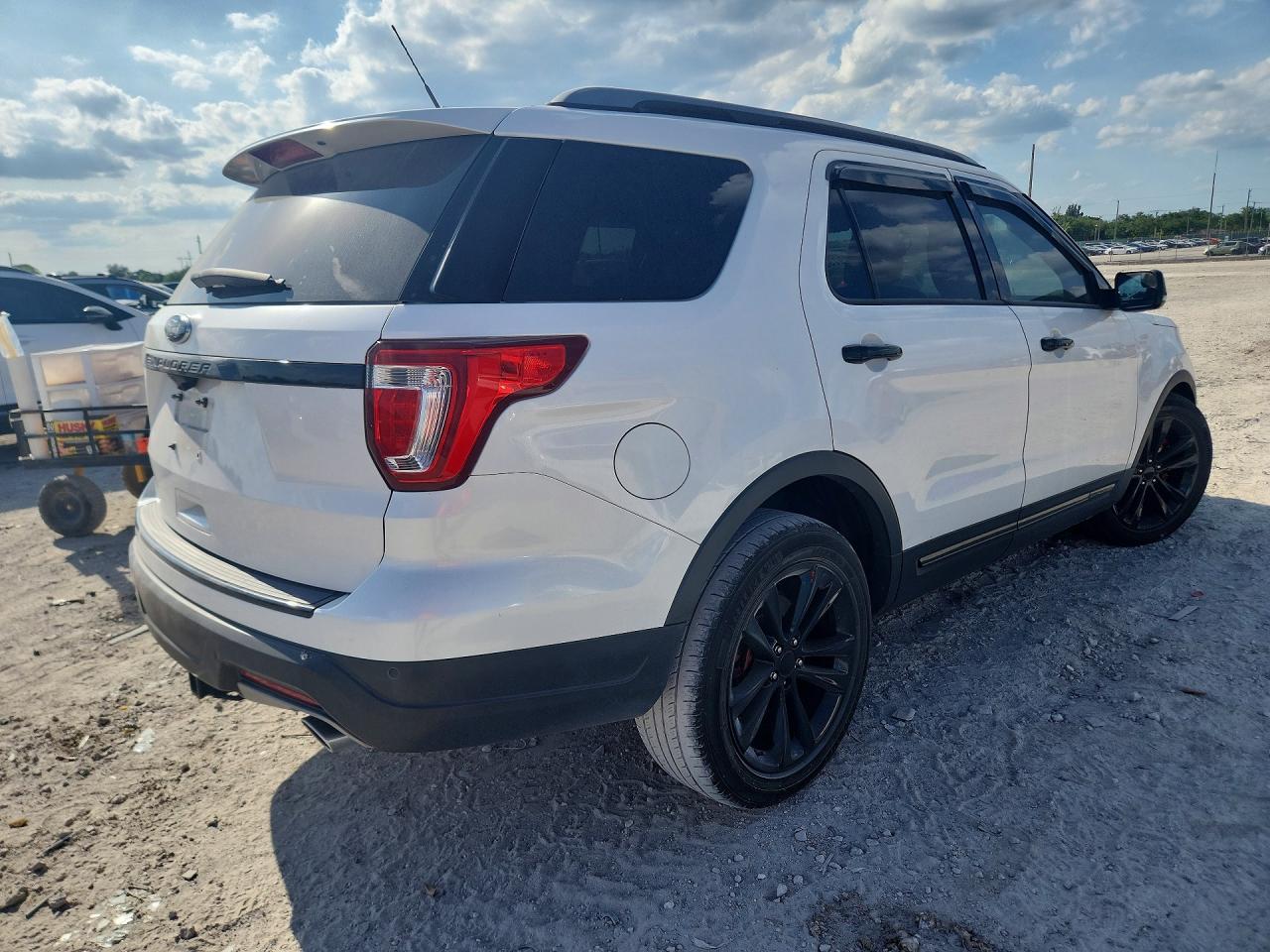 Ford Explorer Xlt