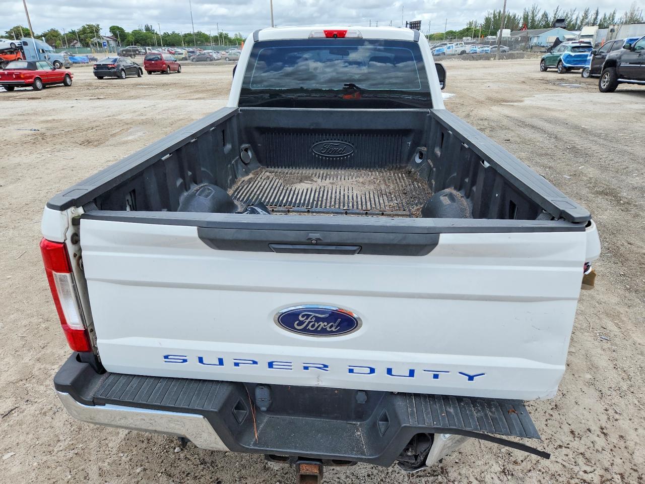 Ford F-350 Super Duty