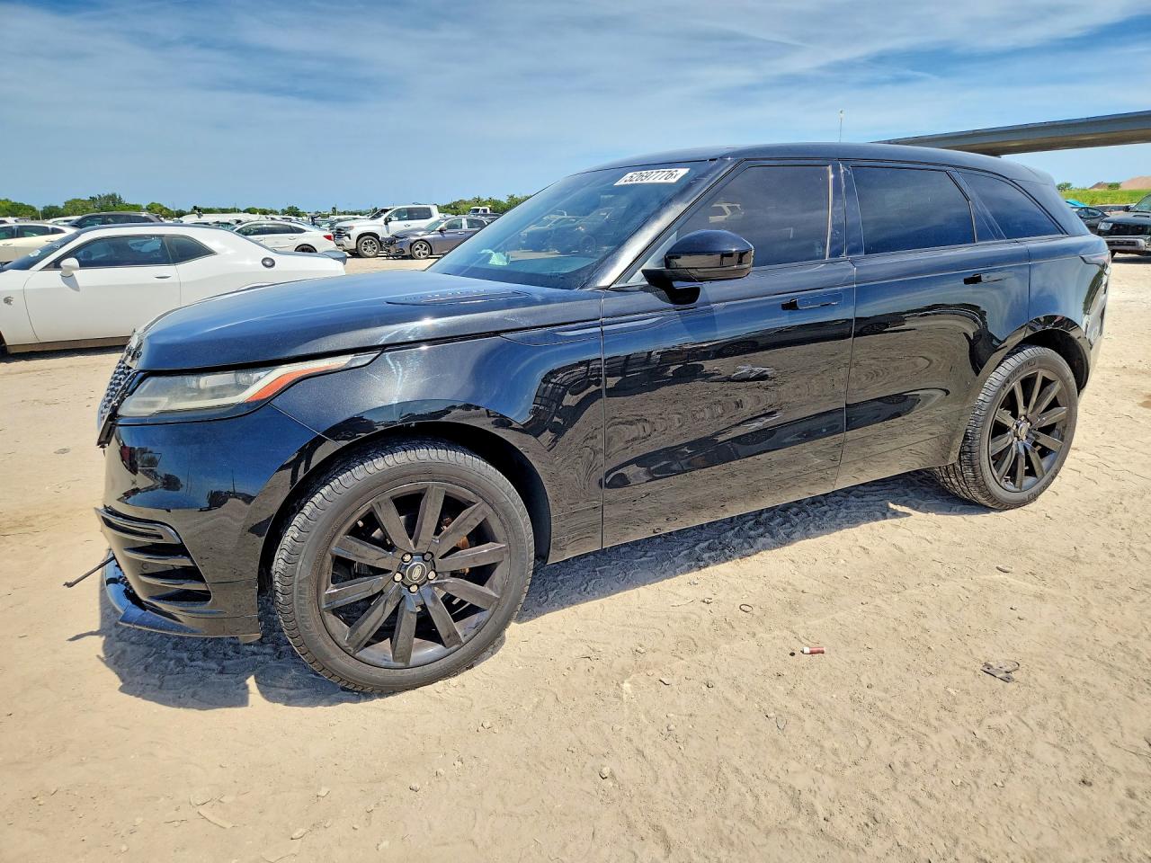 Salvage Land Rover Range Rover Image