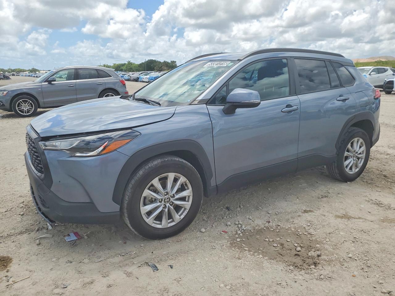 Salvage Toyota Corolla Image