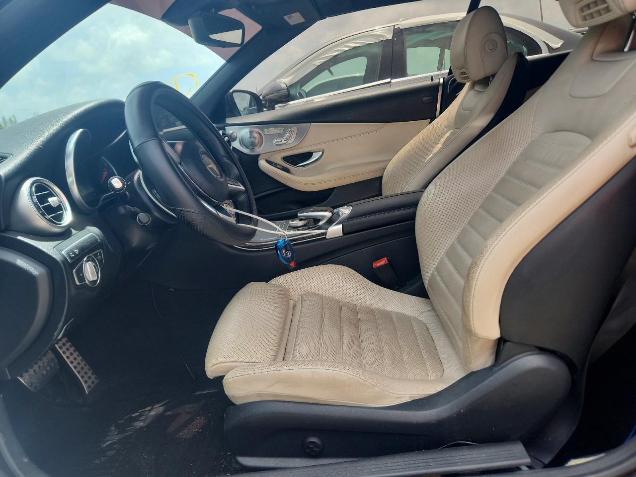 Mercedes-Benz C-Class 300
