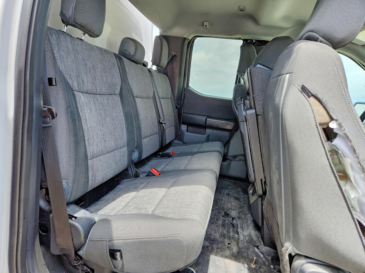 Ford F-150 Super Cab