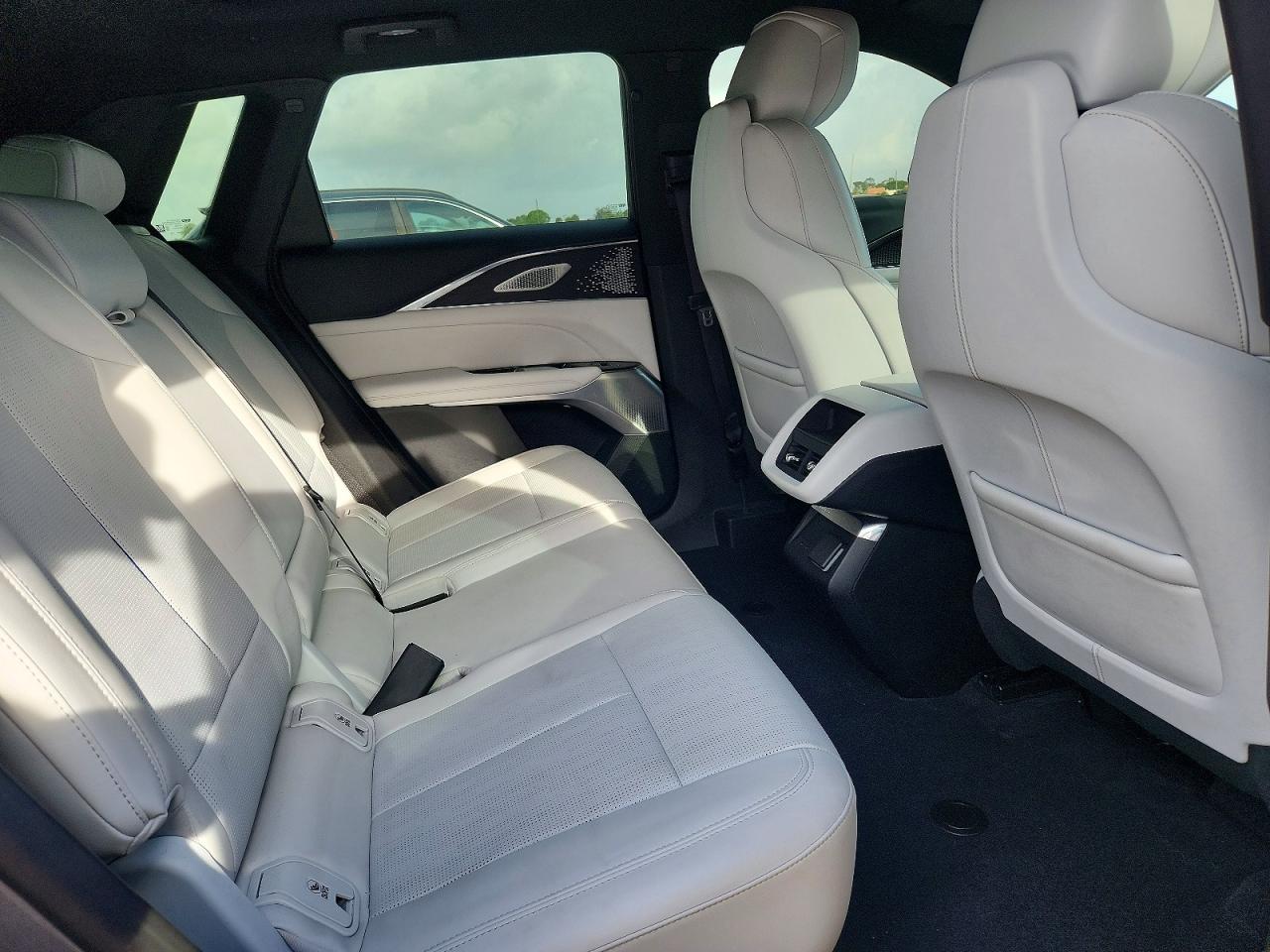 Cadillac Lyriq Luxu Luxury