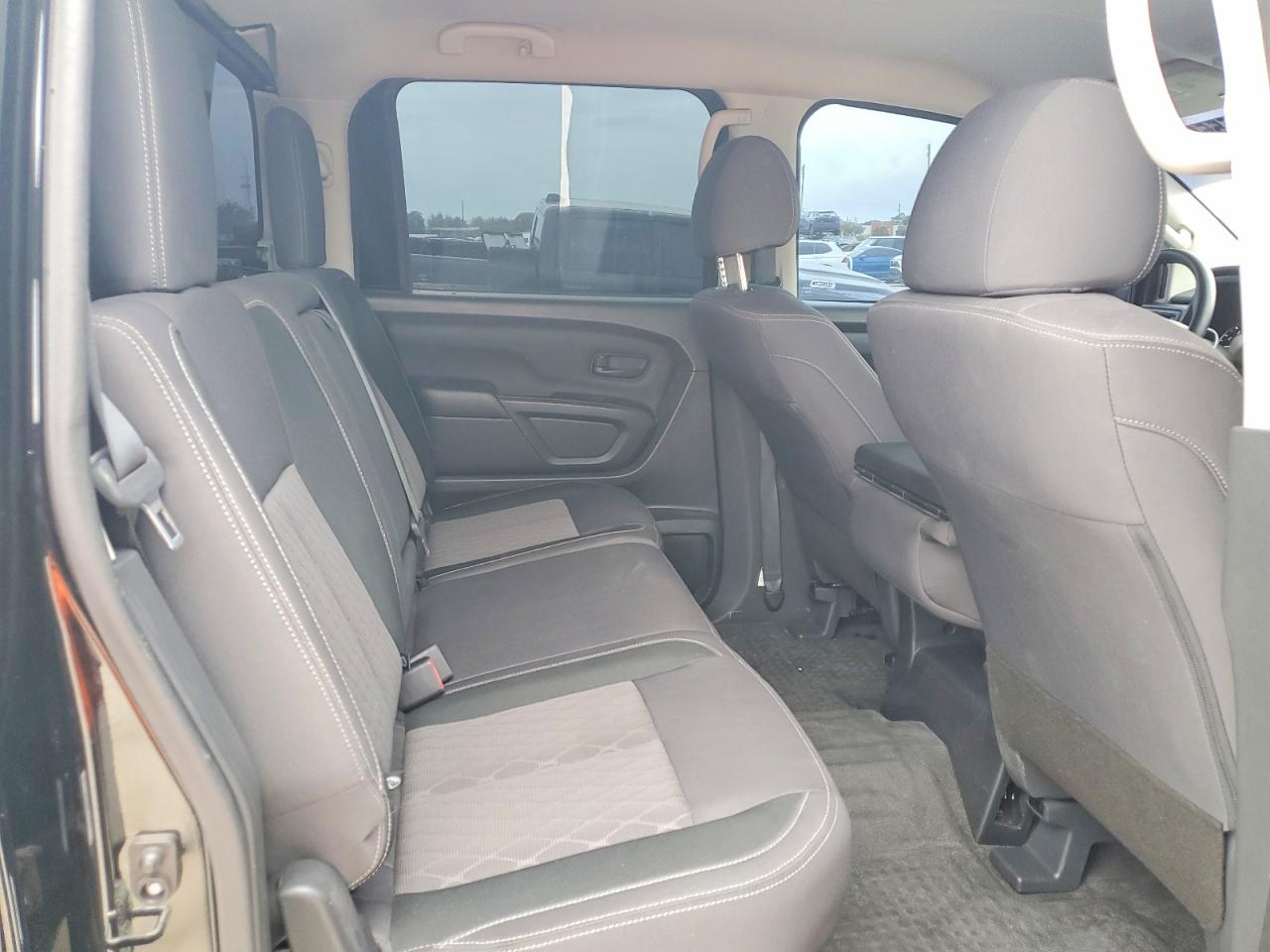 Nissan Titan S