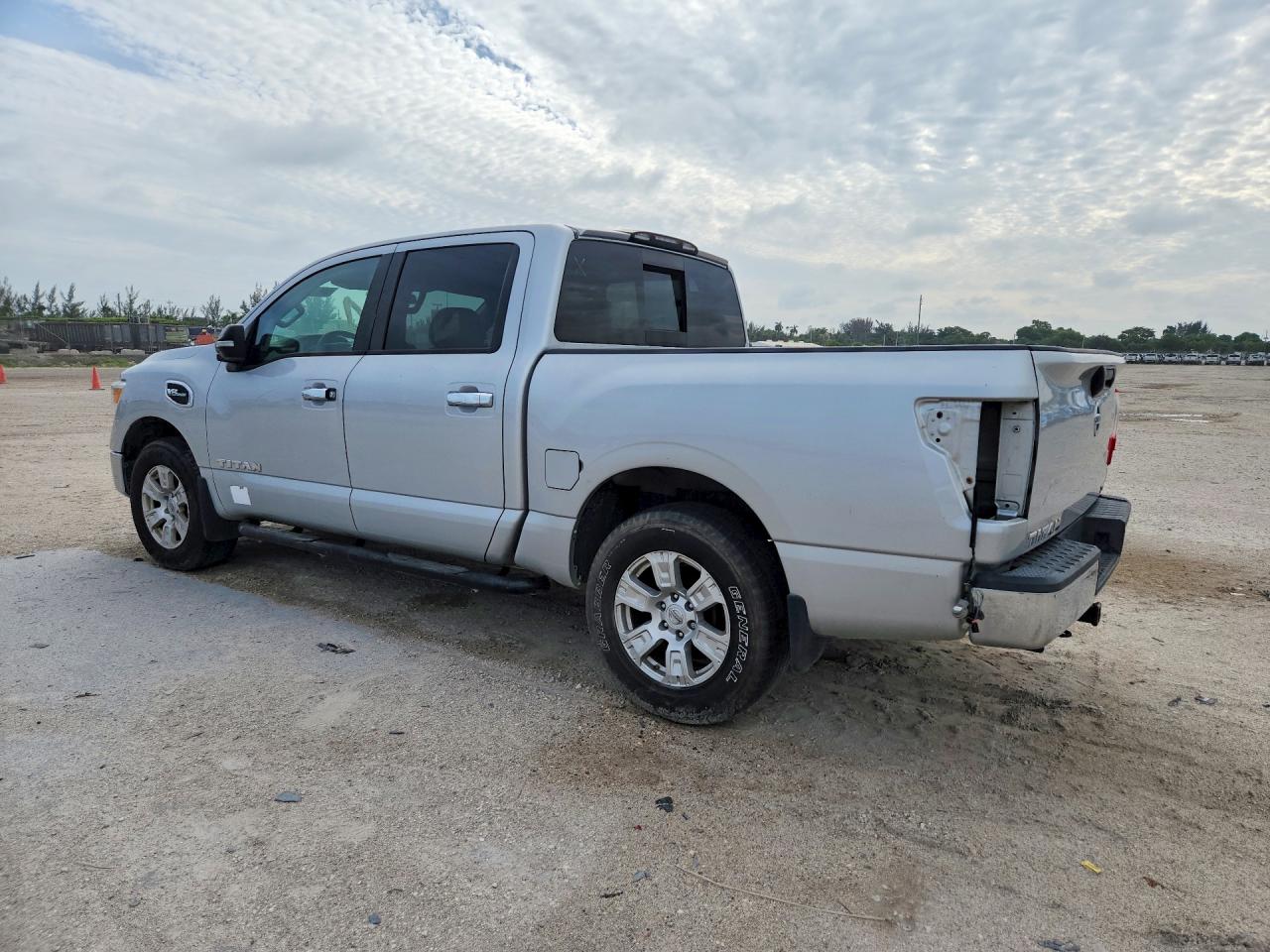 Nissan Titan S