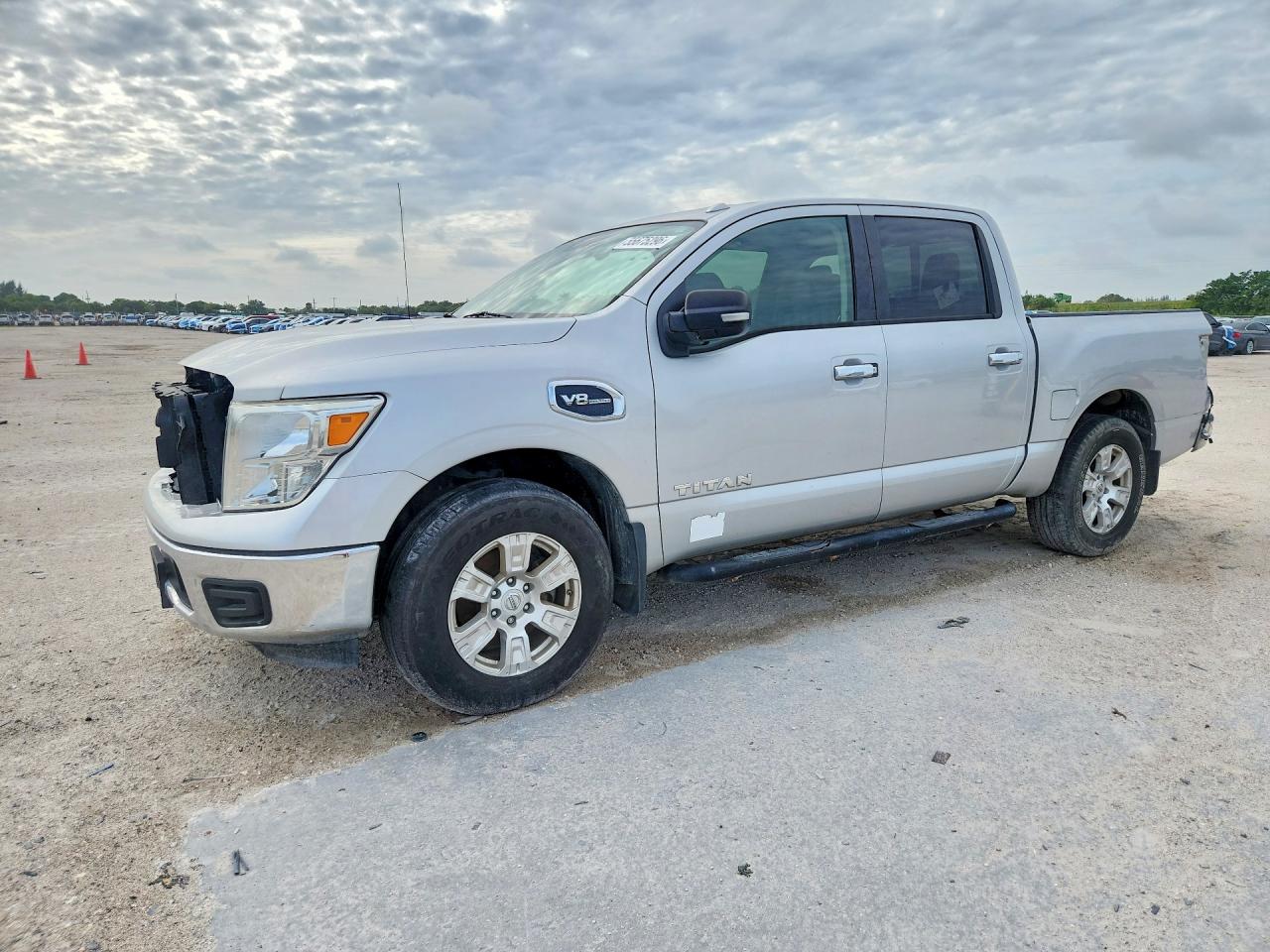 Salvage Nissan Titan Image