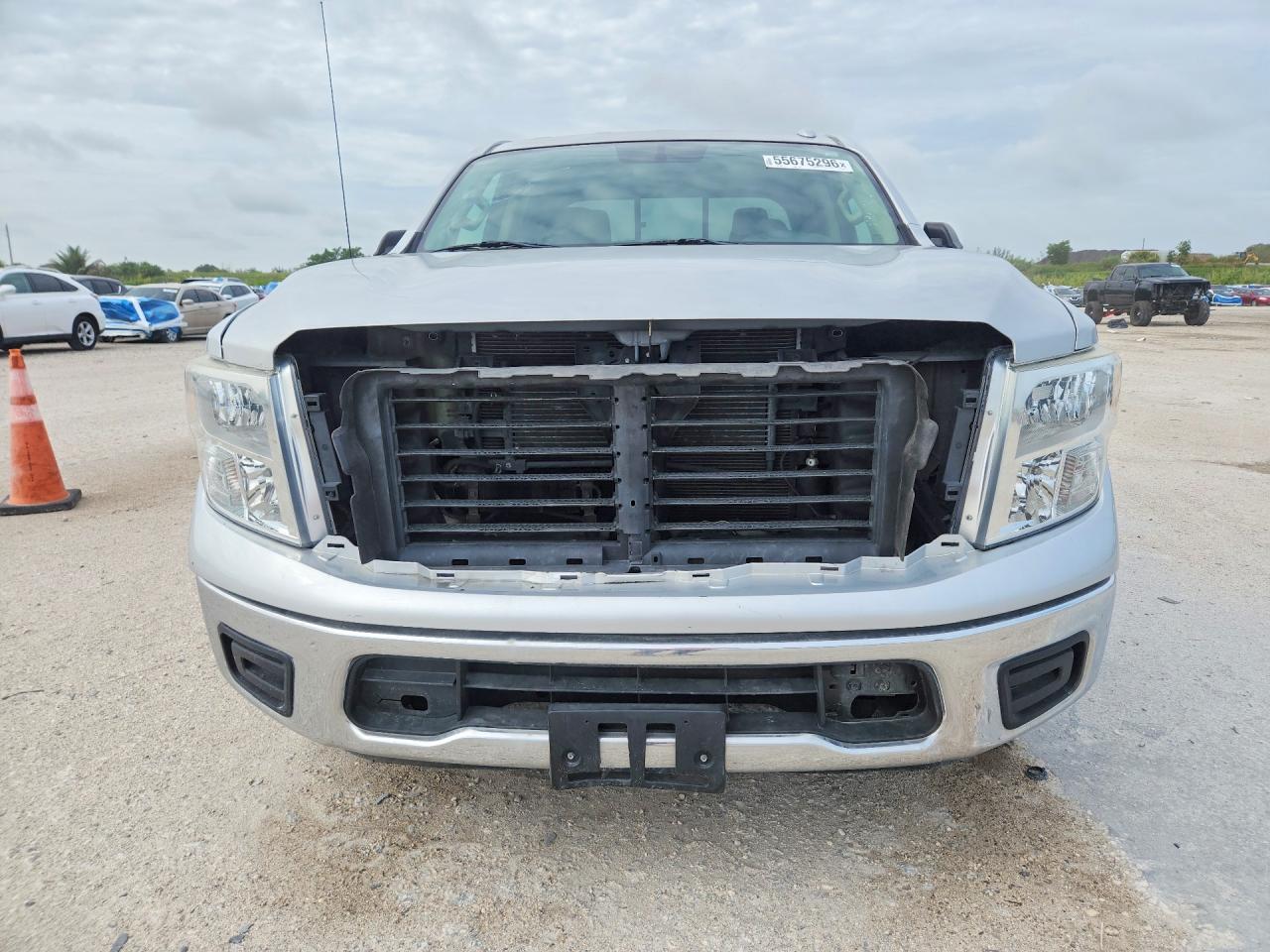 Nissan Titan S