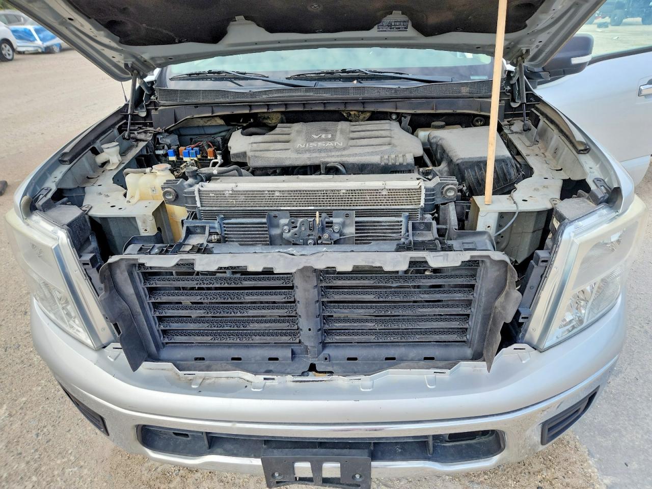 Nissan Titan S
