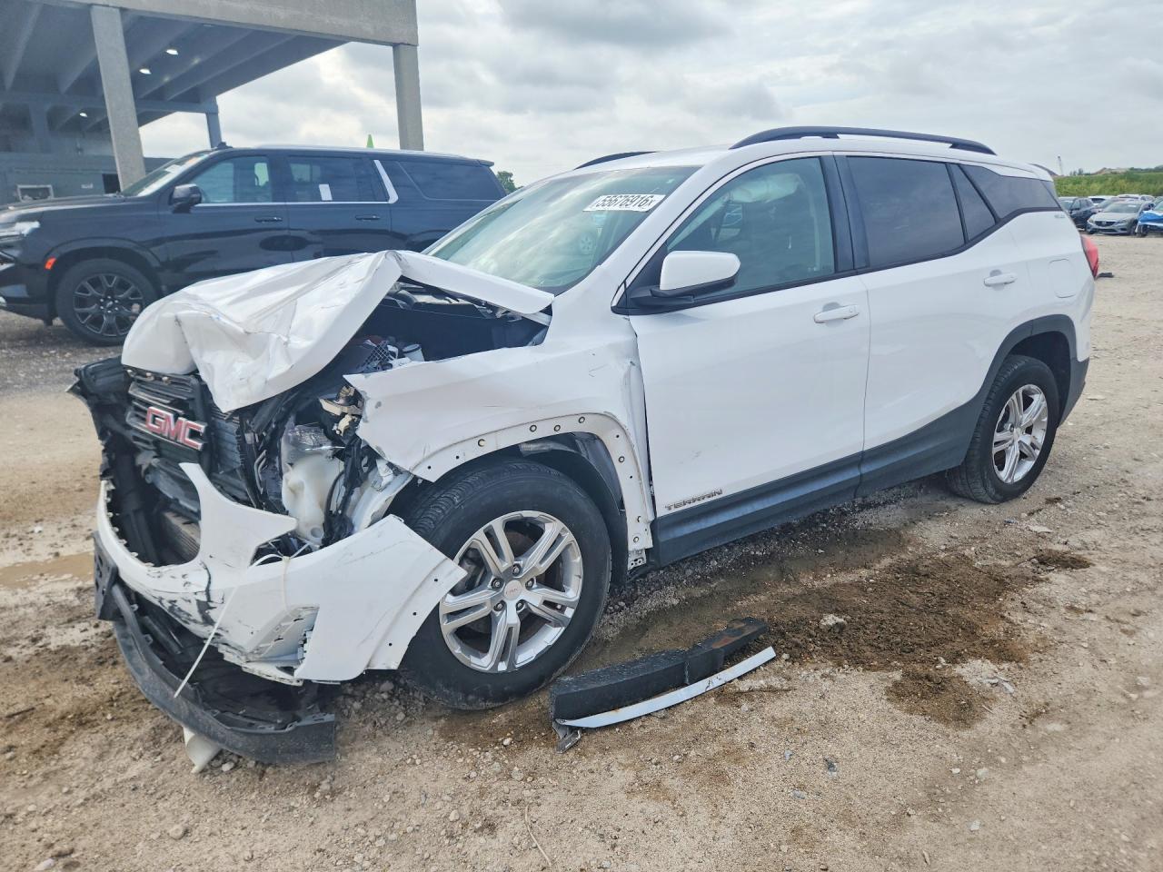 Salvage GMC Terrain Image