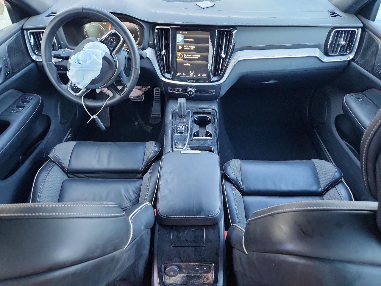 Volvo S60 T8 Recharge R-design
