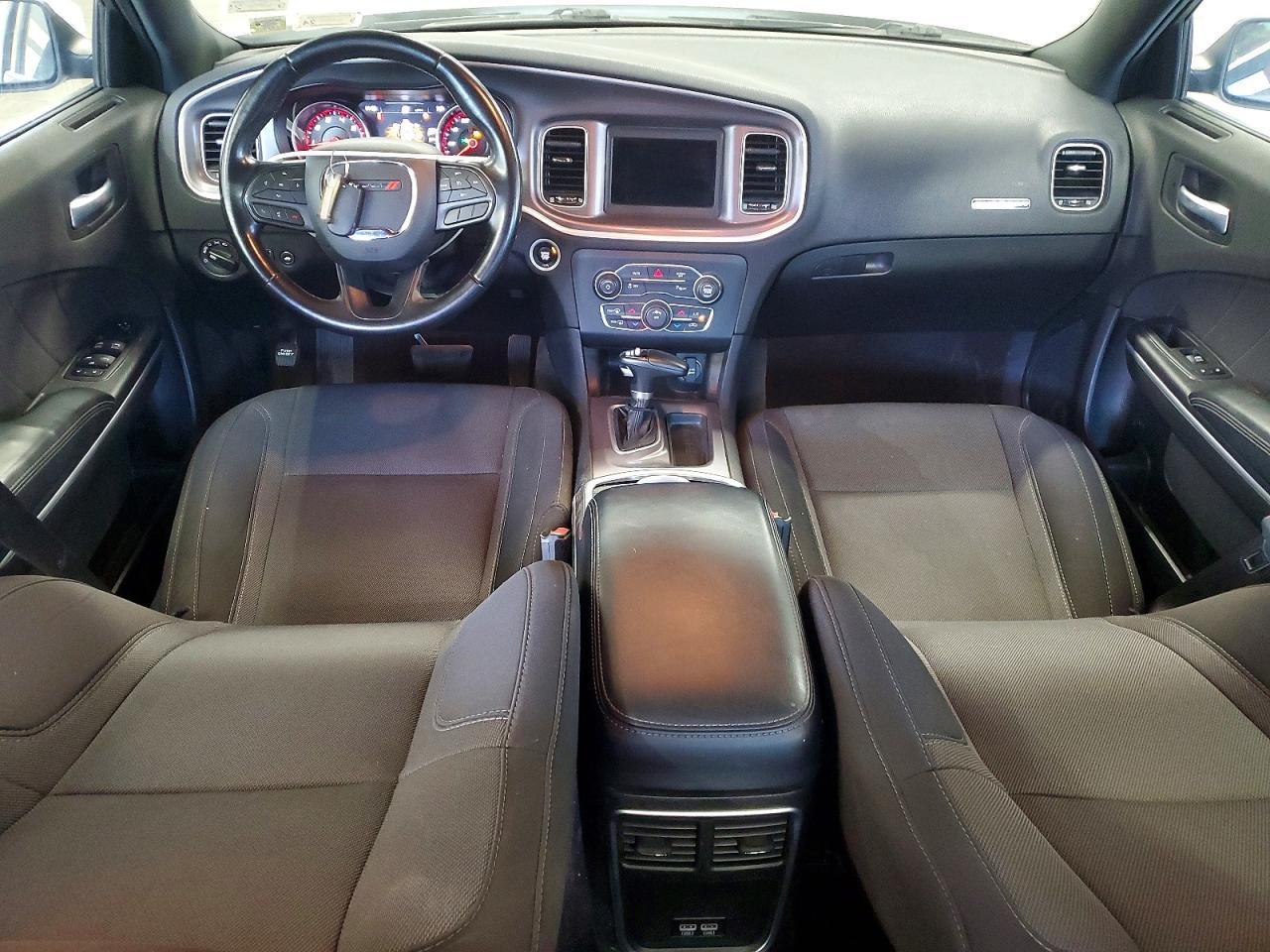Dodge Charger Sxt