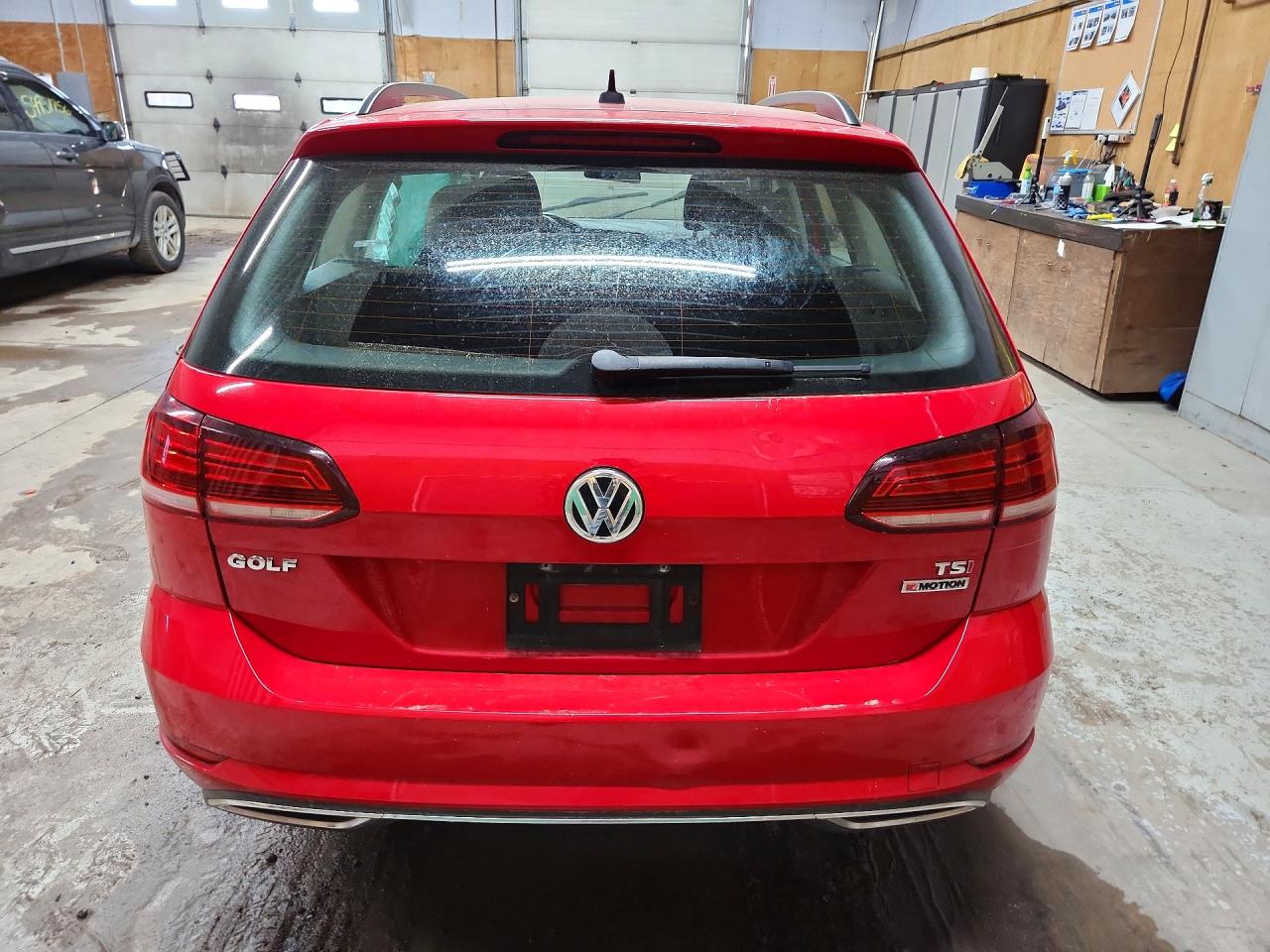 Volkswagen Golf S
