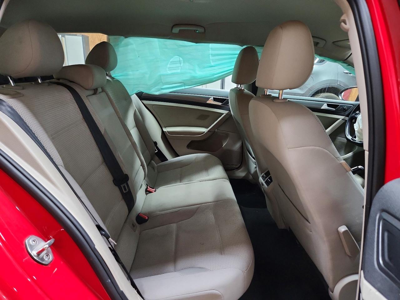 Volkswagen Golf S
