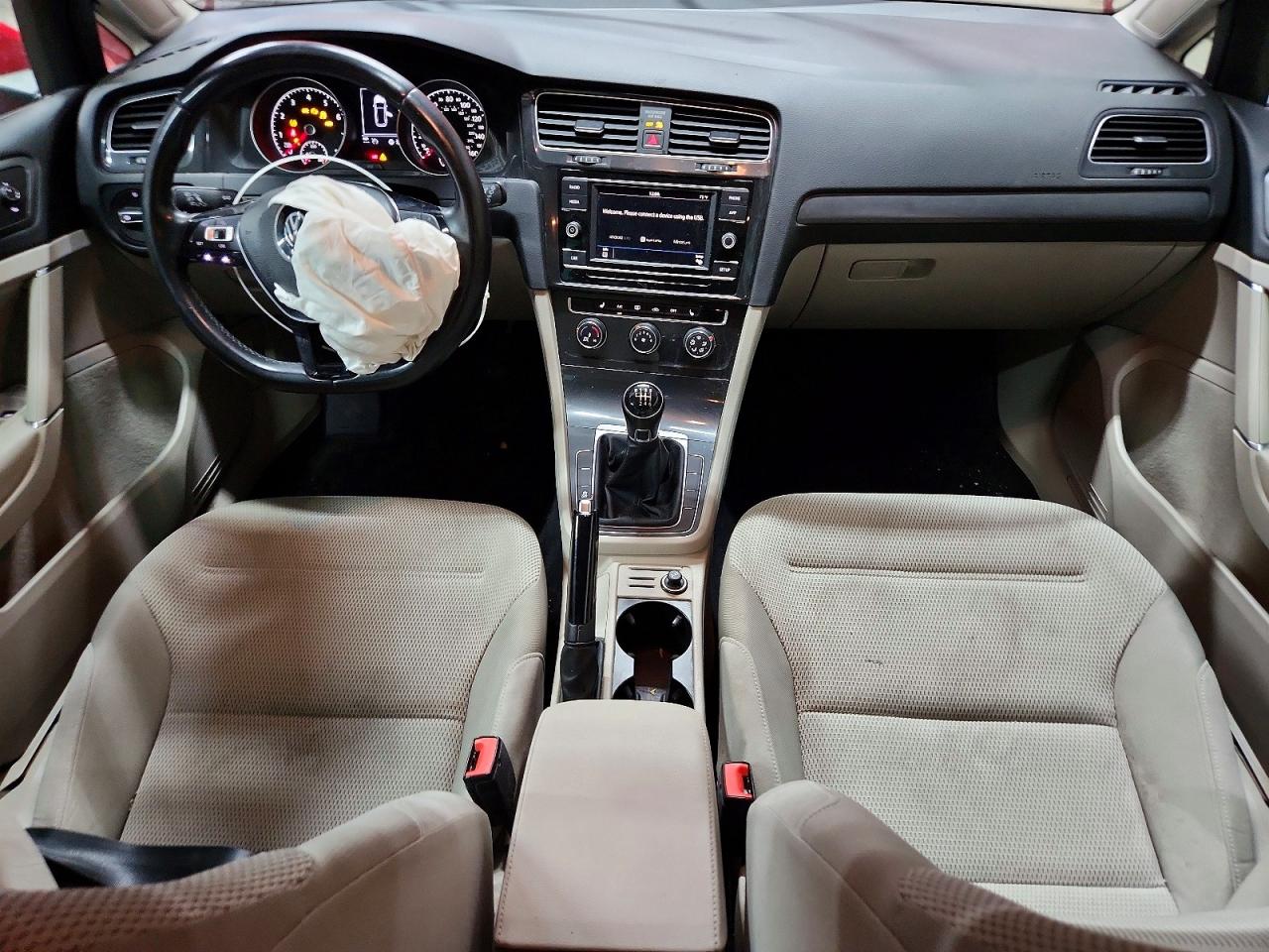 Volkswagen Golf S
