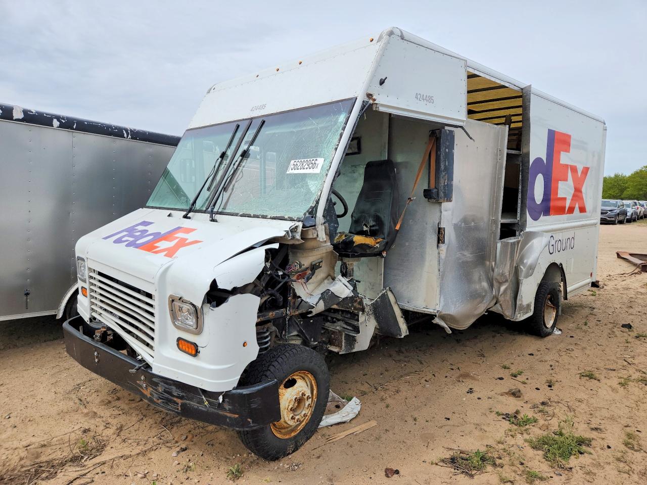 Salvage Ford E-450 Image