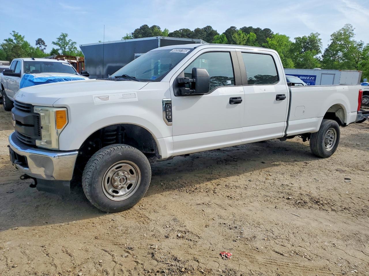 Salvage Ford F-250 Image