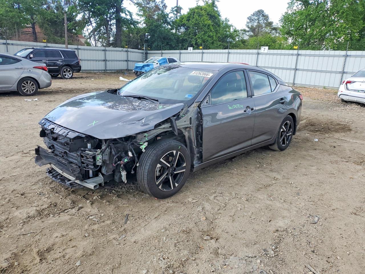 Salvage Nissan Sentra Image
