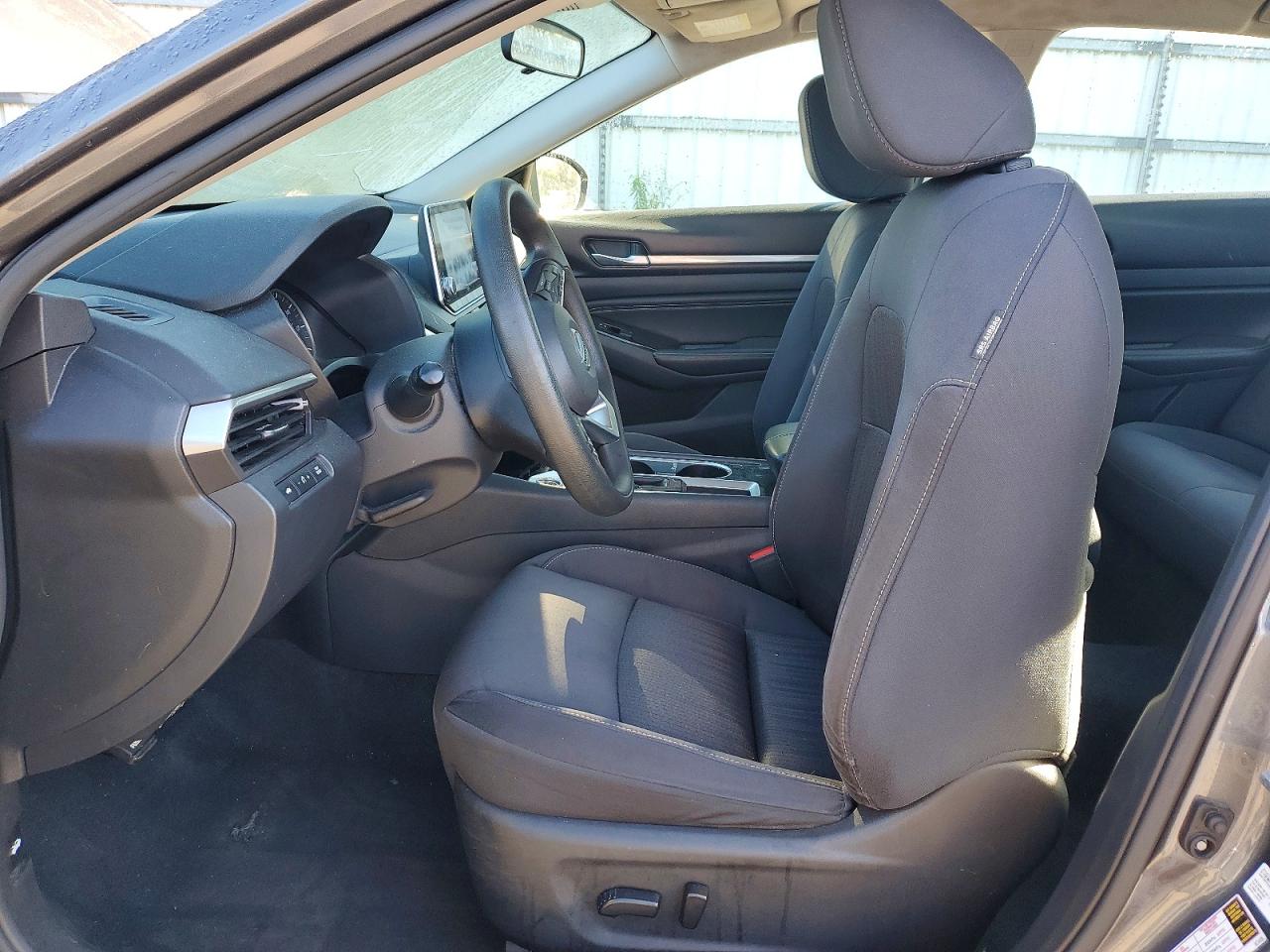 Nissan Altima Sv