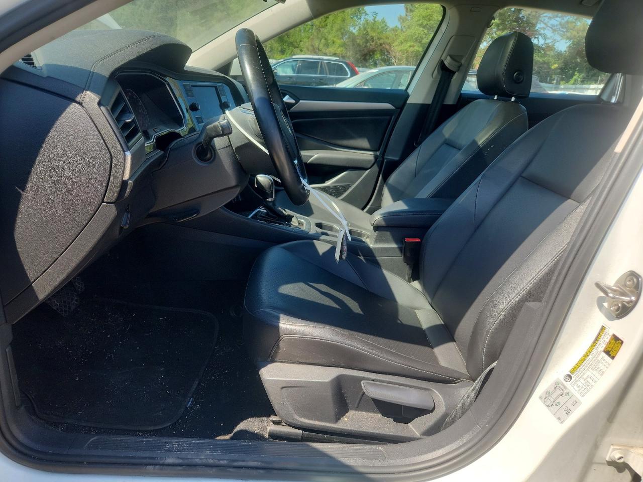 Volkswagen Jetta S