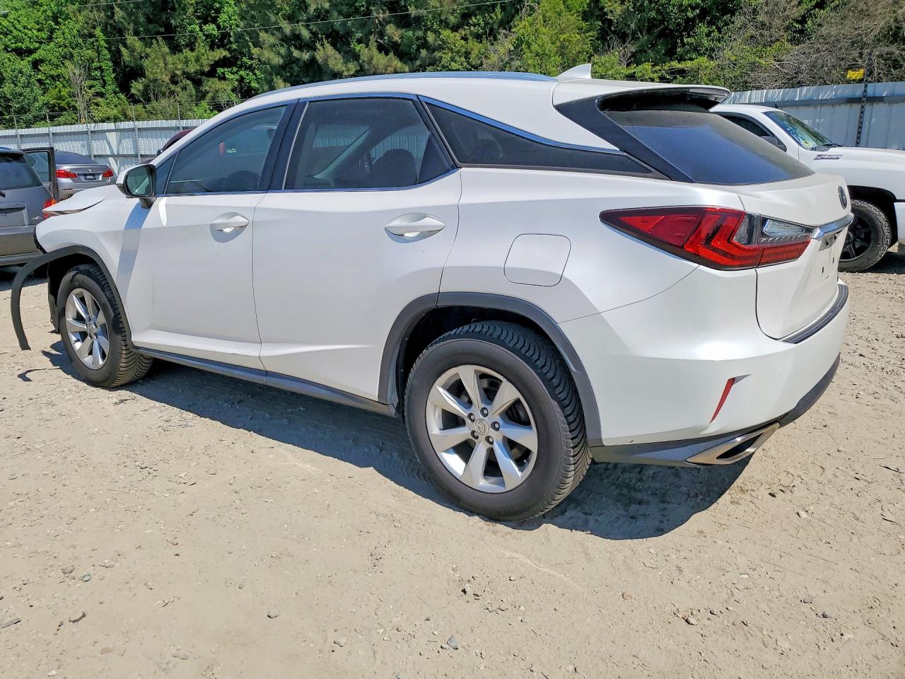 Lexus RX Base