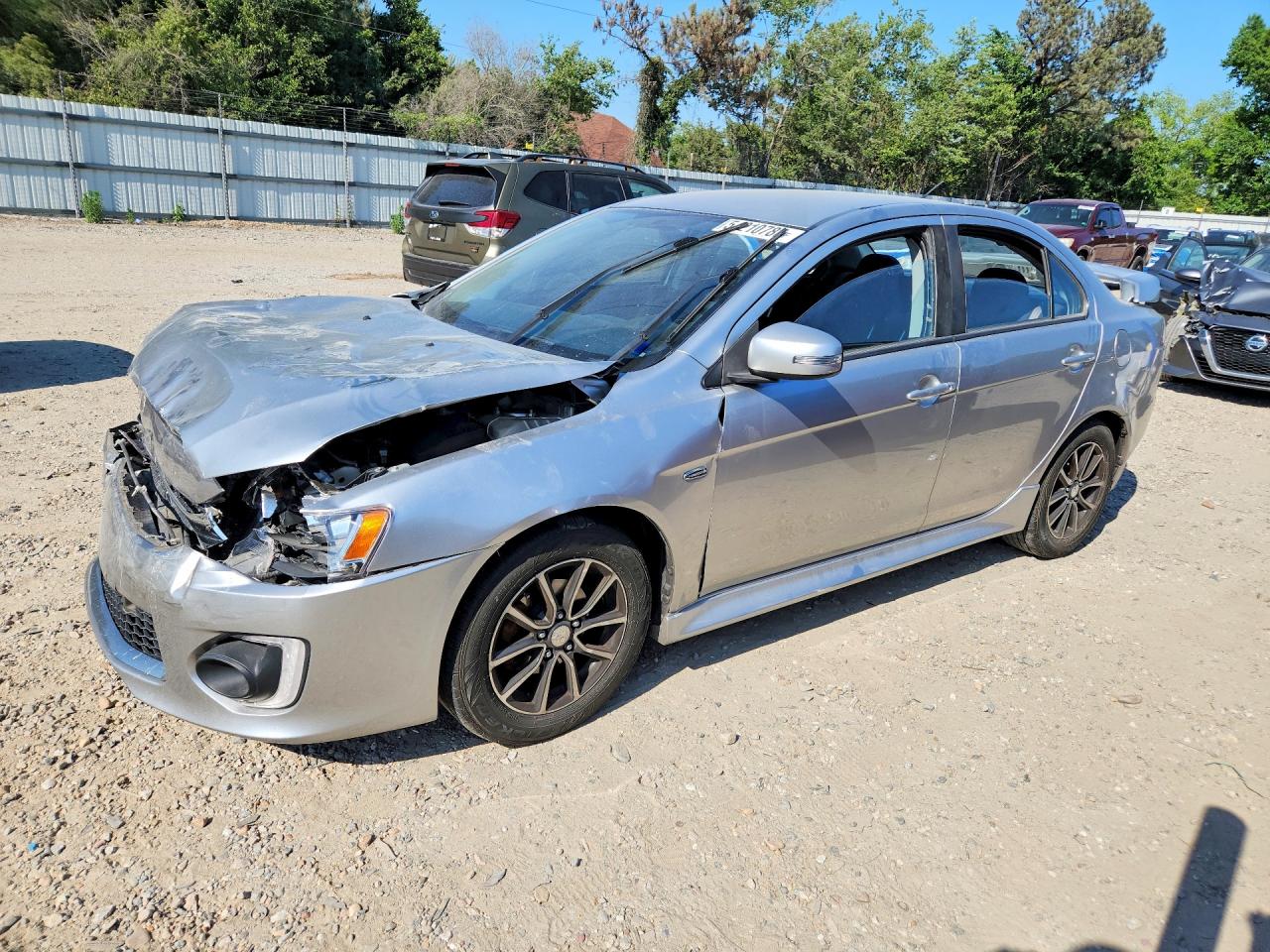 Salvage Mitsubishi Lancer Image