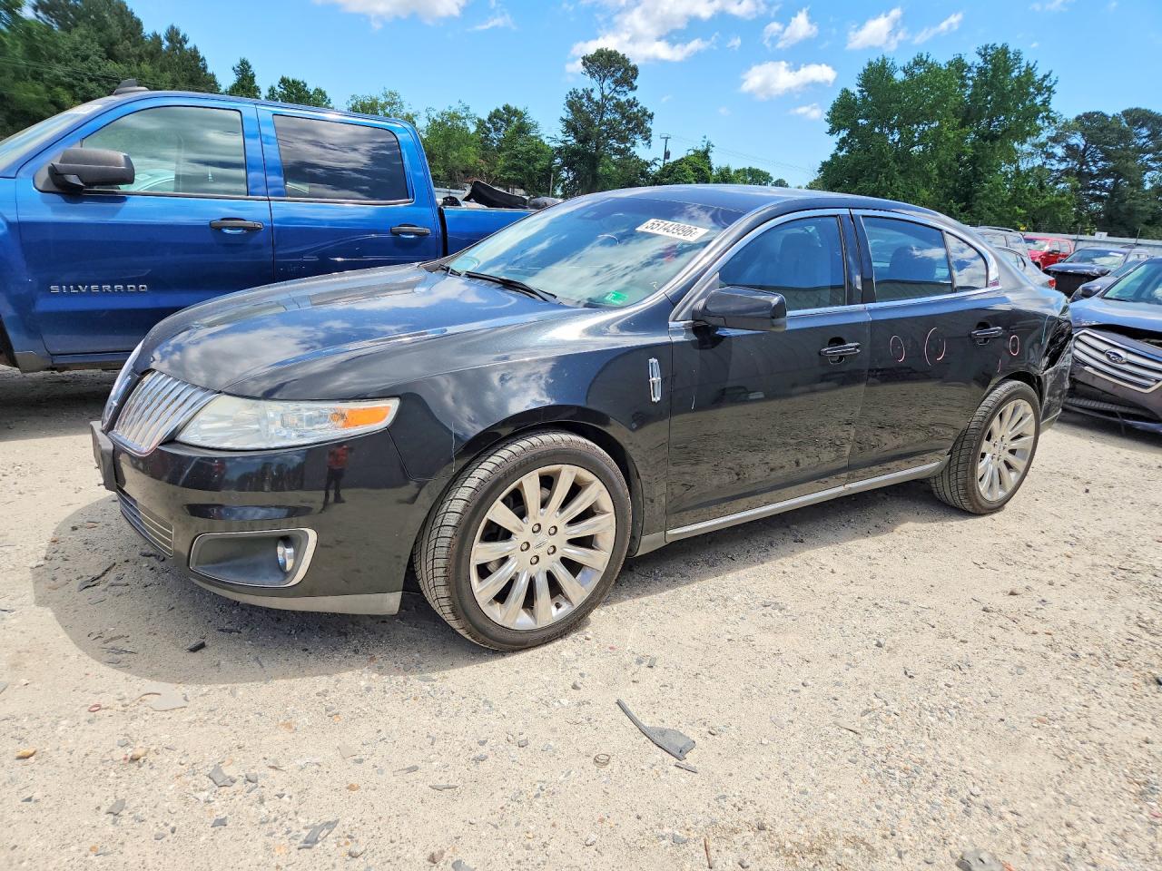 Salvage Lincoln MKS Image