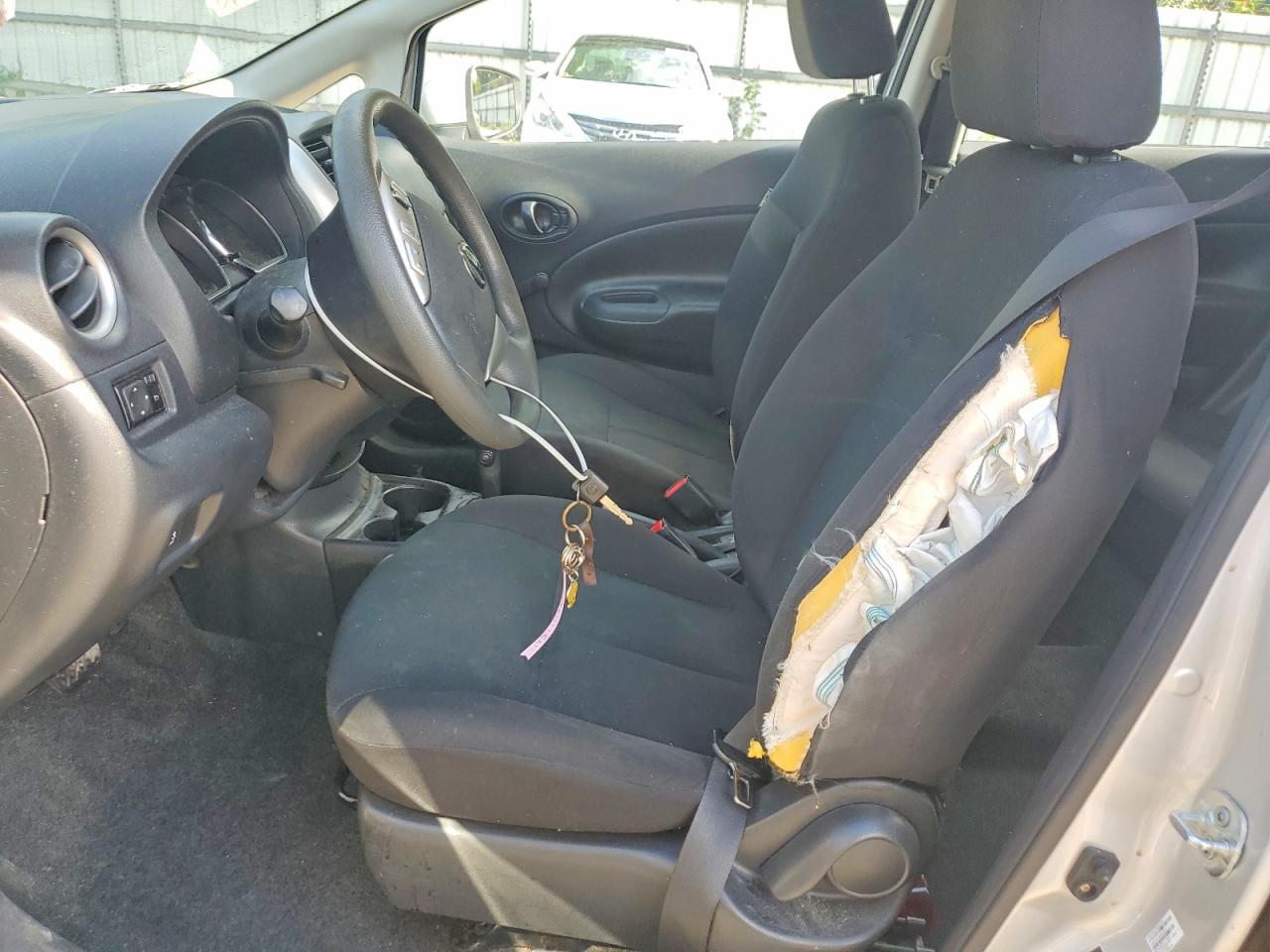 Nissan Versa S Plus