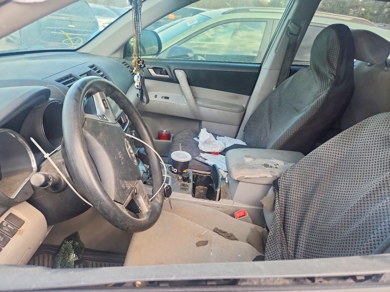 Toyota Highlander Plus