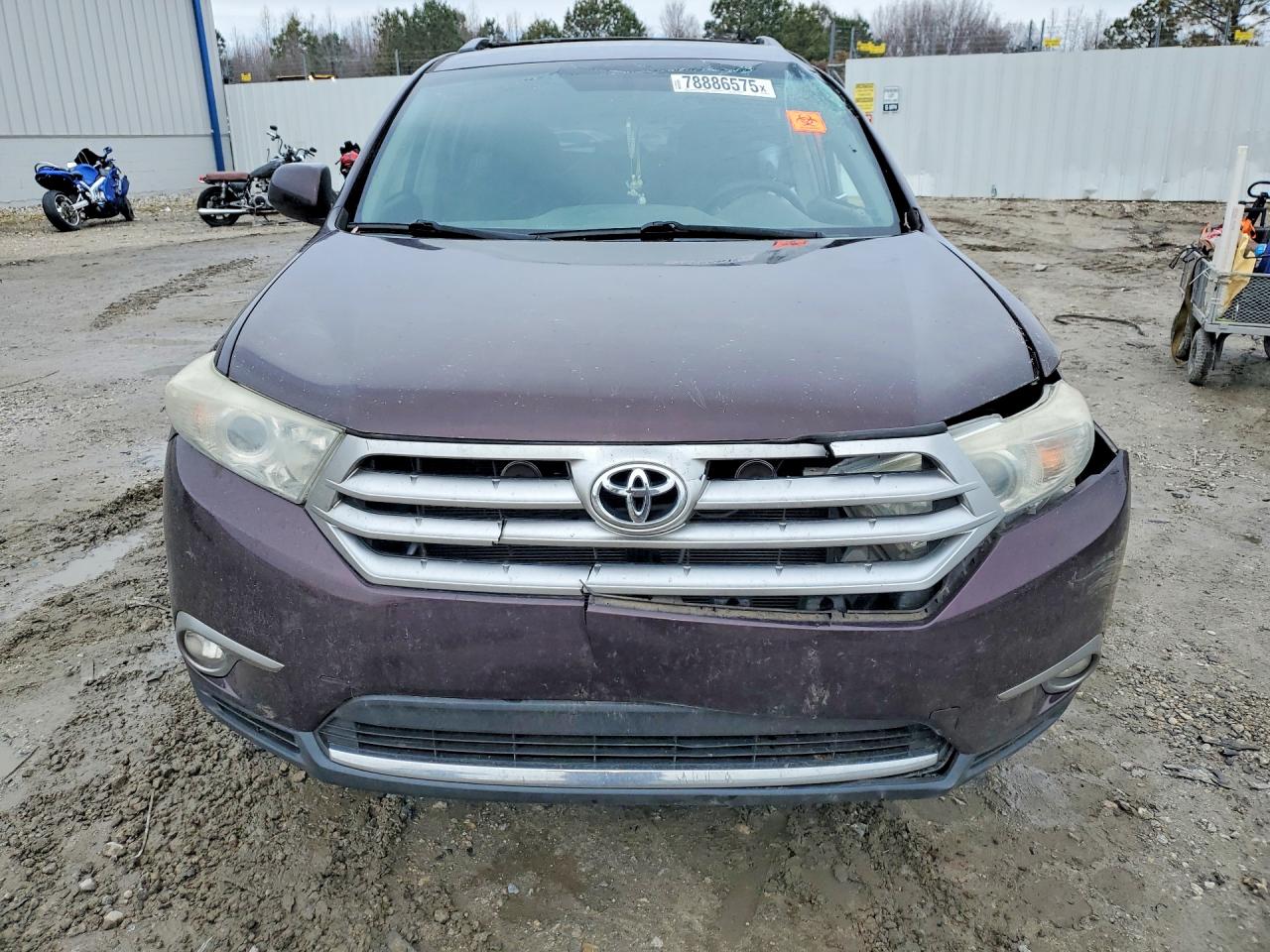 Toyota Highlander Plus