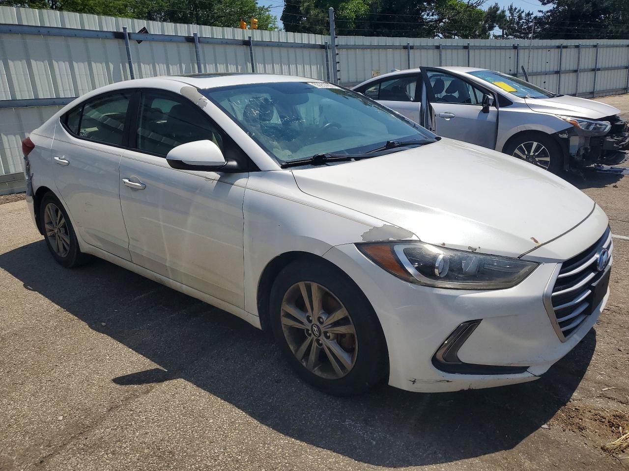 Hyundai ELANTRA Value Edition