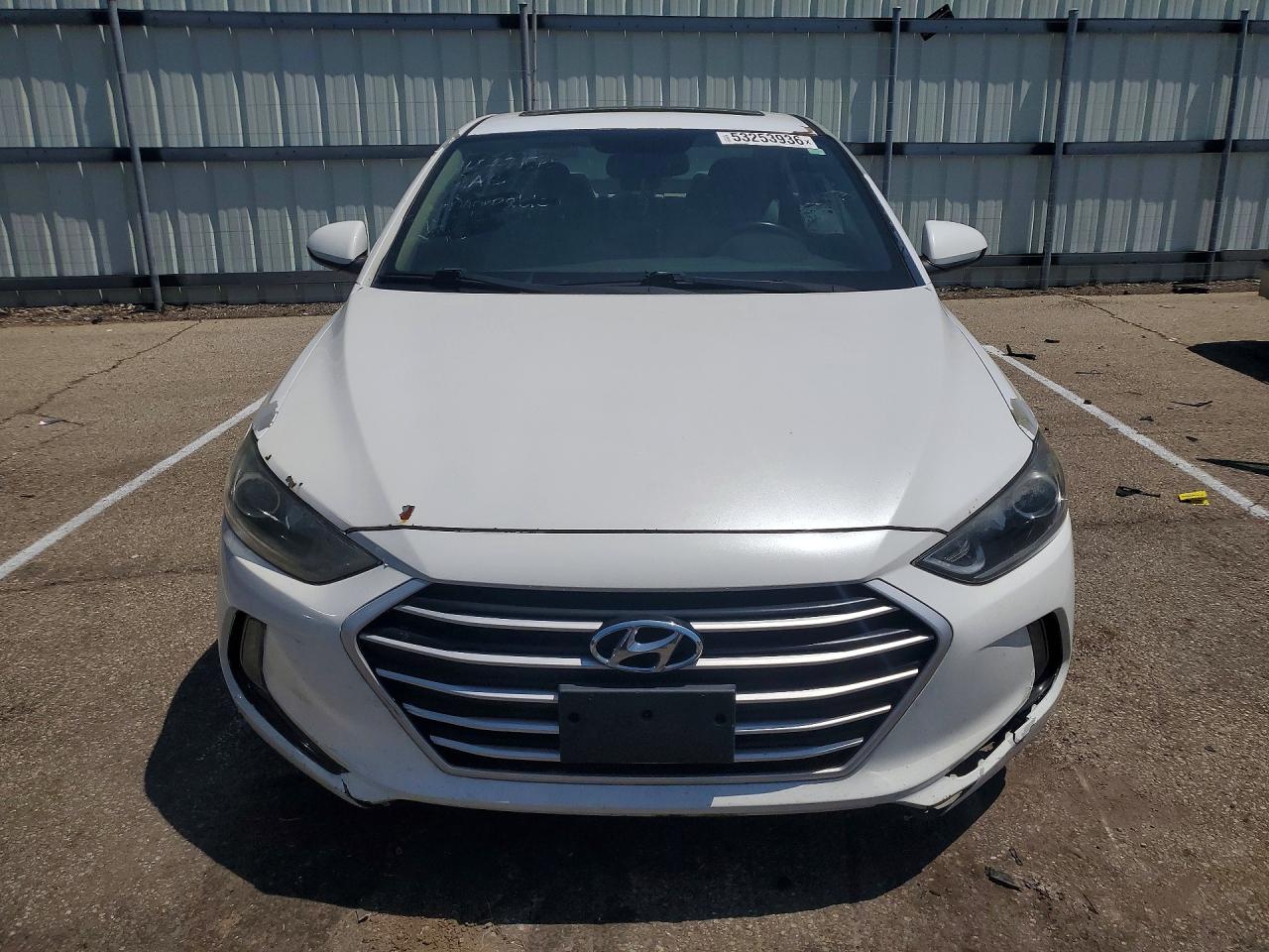 Hyundai ELANTRA Value Edition