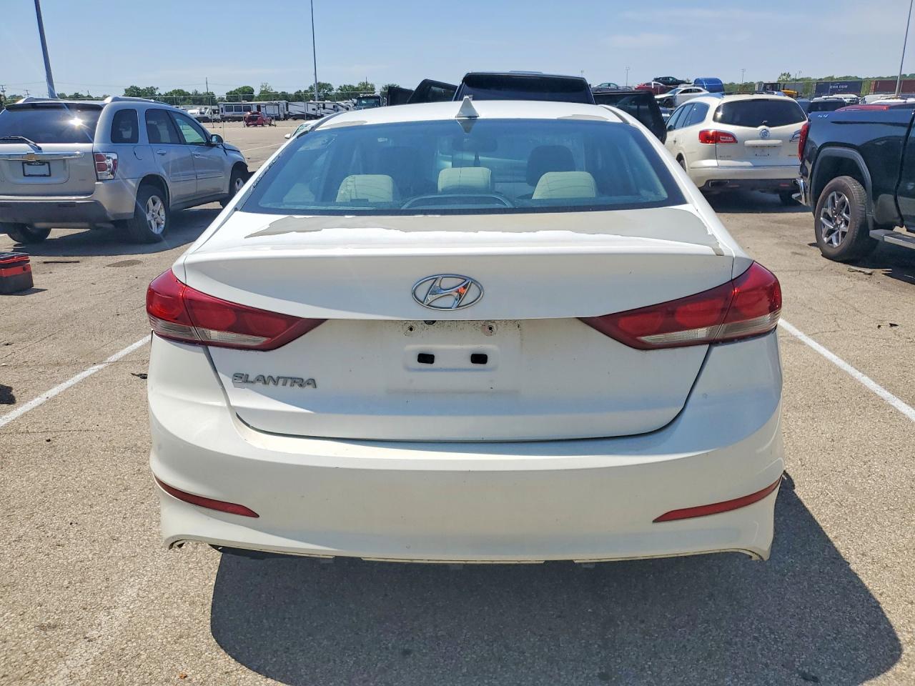 Hyundai ELANTRA Value Edition
