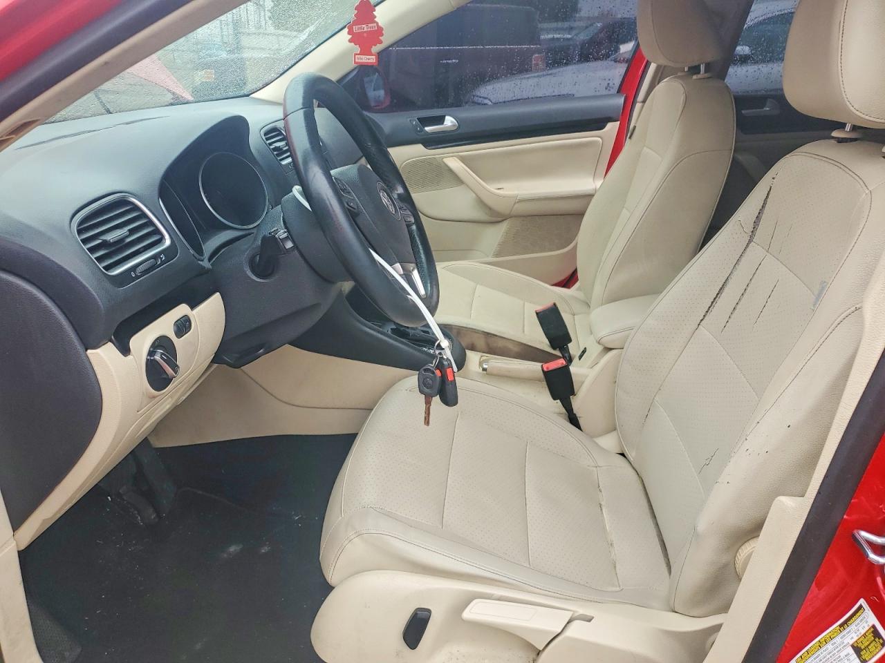 Volkswagen Jetta S
