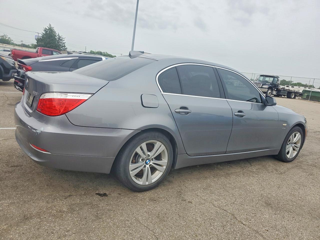 BMW 5 Series Xi