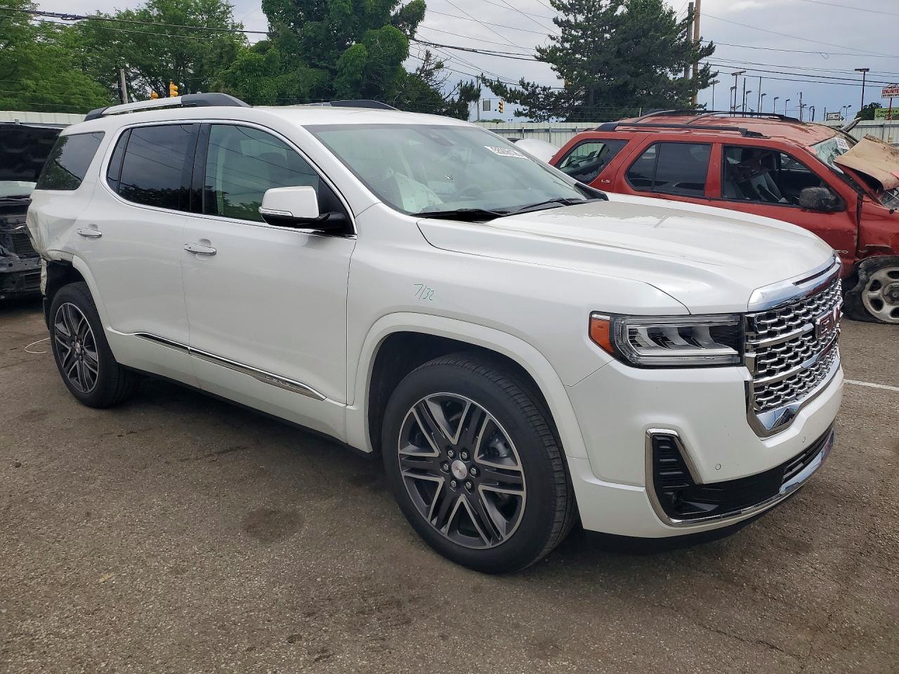 GMC Acadia Denali