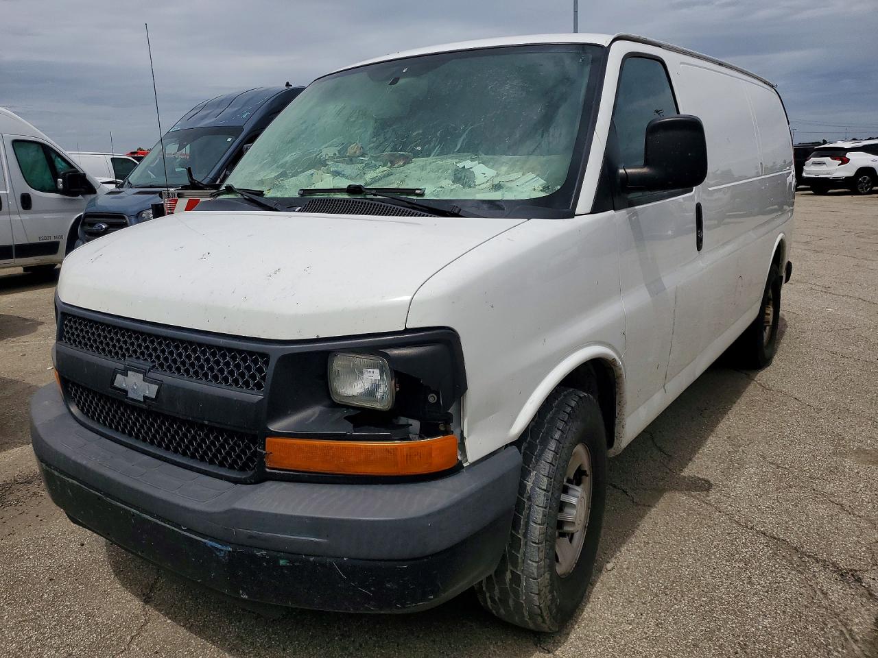 Salvage Chevrolet Express Image