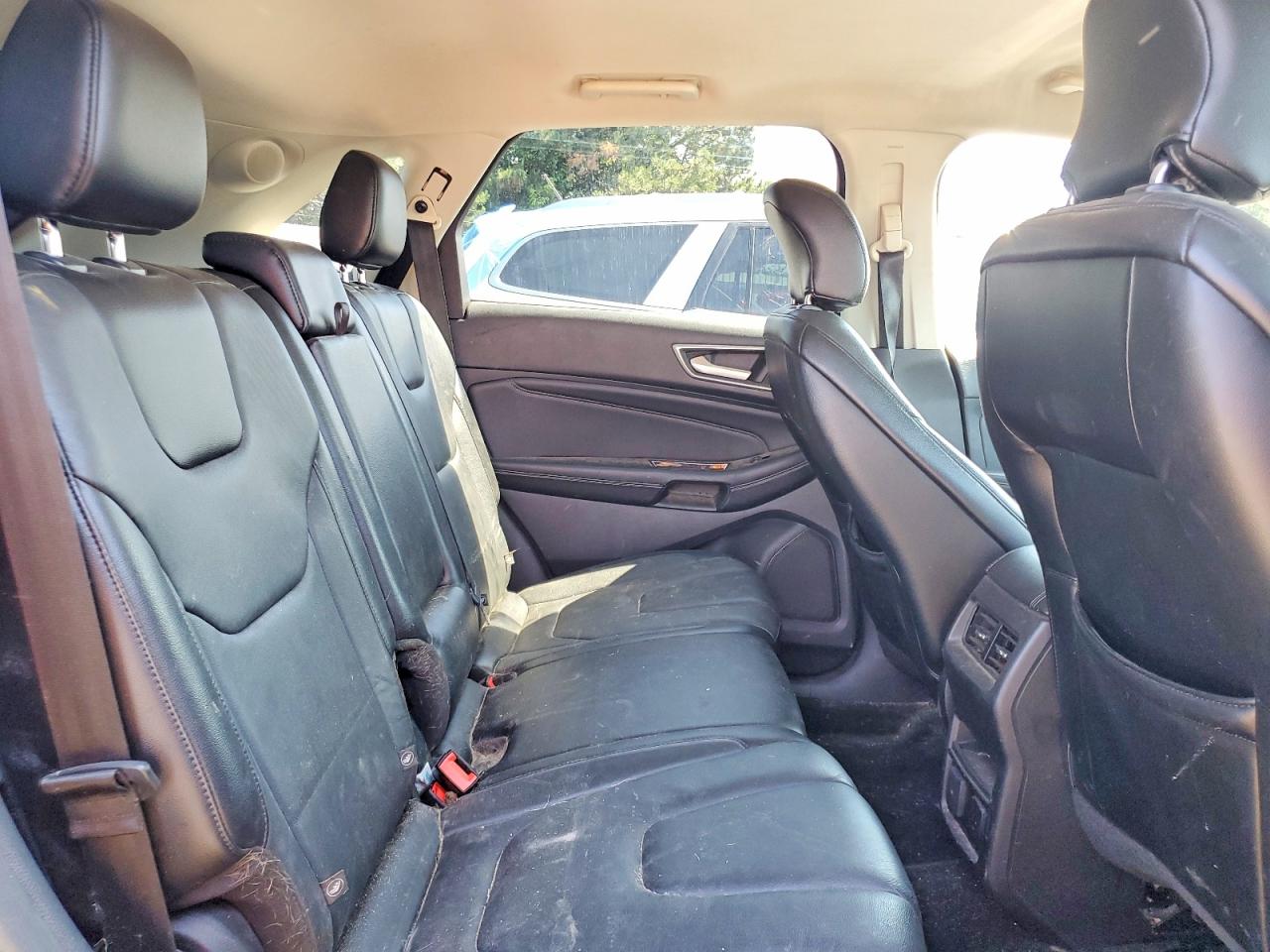 Ford Edge Titanium