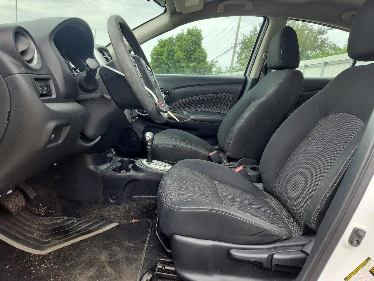 Nissan Versa 1.6 Sv