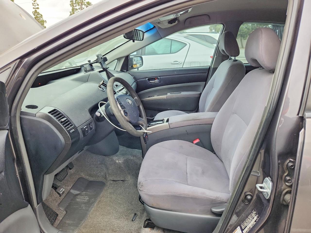 Toyota Prius Base