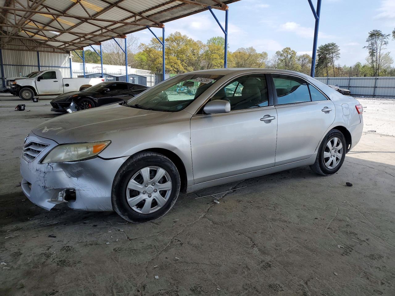 Salvage Toyota Camry Image
