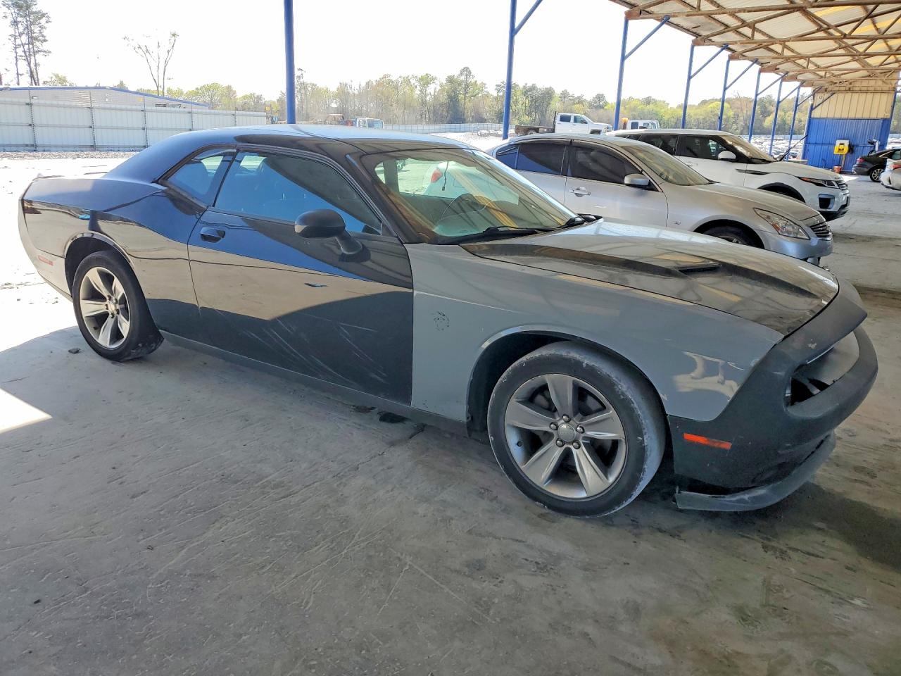 Dodge Challenger Sxt