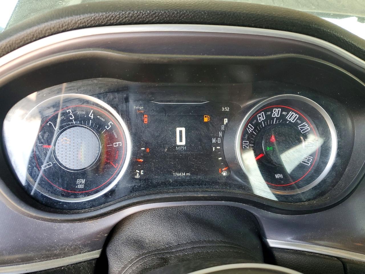 Dodge Challenger Sxt