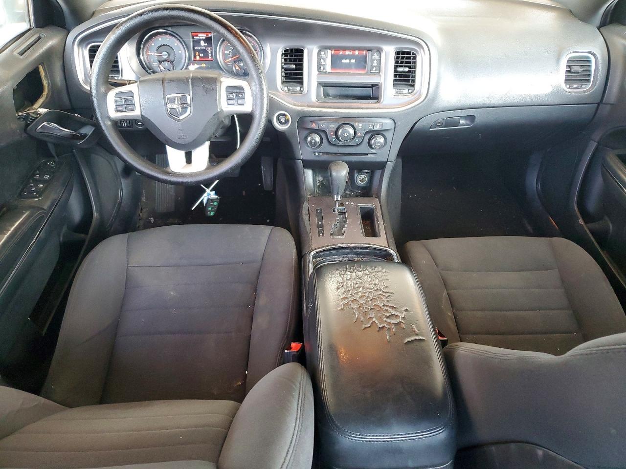 Dodge Charger Se