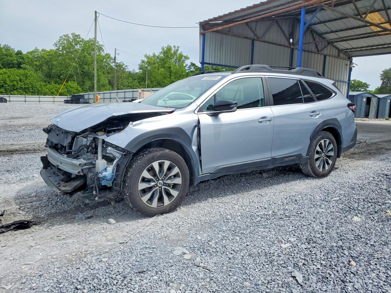 Salvage Subaru Outback Image