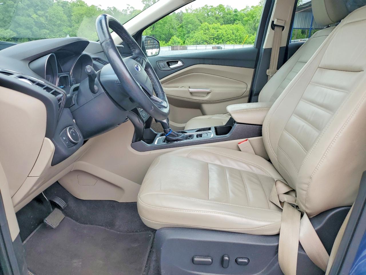 Ford Escape Titanium